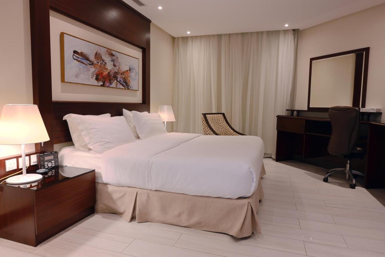 Quiet Dreams - Serviced Apartments King Abdul Aziz Street Branch เจดดาห์ ภายนอก รูปภาพ